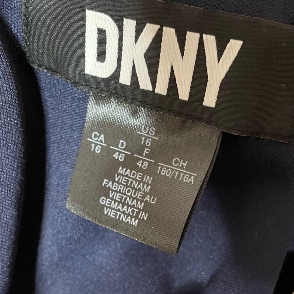 DKNY Short Sleeve V Neck Tie Waist Floral Chiffon Fit And Flare Dress Sz 16 - Picture 5 of 7